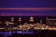 Downtown St. Augustine is consistently selected as one of the best places in the US for Holiday light viewing. 