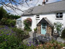Mays Cottage, near Padstow, North Cornwall ref P115