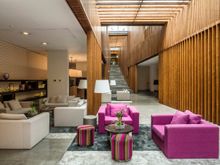 Inspira Santa Marta Hotel, Lisbon: Lobby area