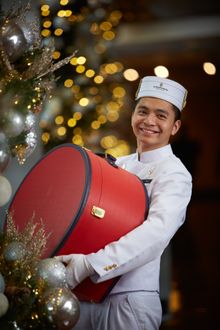 InterContinental Hong Kong - Holiday Hampers Presented by our Bellboy