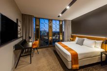 Vibe Hotel Canberra Airport
