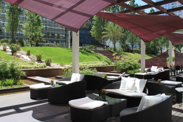 Terrace Lounge at Corinthia Lisbon Terrace Lounge at Corinthia Lisbon