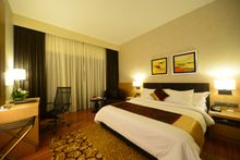 The Light Hotel Penang - Superior King