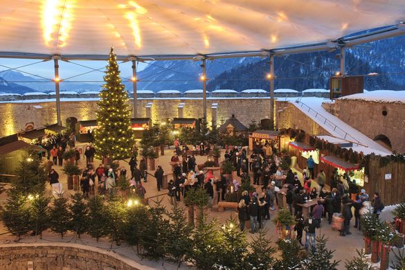 Christmas market at Kufstein castle 