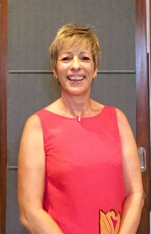 Ms Helen Fox 