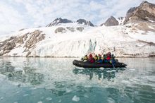 Cruising in Spitsbergen - Aurora Expeditions