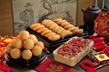 Chinese New Year Puddings & Sesame Dumplings at Yan Toh Heen