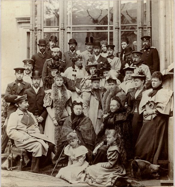 Saxe-Coburg-Gotha family reunion with Queen Victoria in 1894 on the occasion of a wedding in Germany