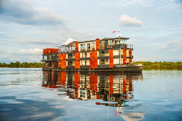 New 8_2015 Aqua Amazon Exterior View - High Resolution