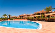 Communal pool, Amendoeira Golf Resort