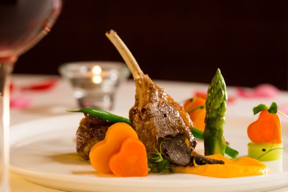 Bar on 15 – Grilled Lamb Loin with Carrot Purée, Ratatouille and Black Truffle Jus