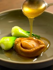 Tao Li – Stewed Whole Abalone and Fish Maw with Oyster Sauce