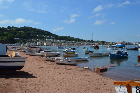 Teignmouth River Beach
