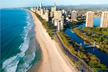 Runners file through the Narrowneck at Gold Coast Airport Marathon