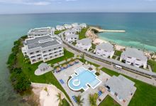 Grand Palladium Lady Hamilton Resort and Spa