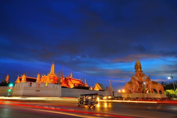 Bangkok's Wat Prakaew & the Grand Palace
