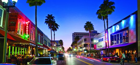 Nightlife - Clematis Street