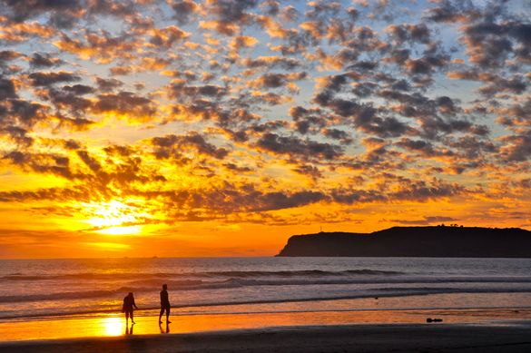 Coronado Beach sunset (photo credit: OrangeandPark.com)