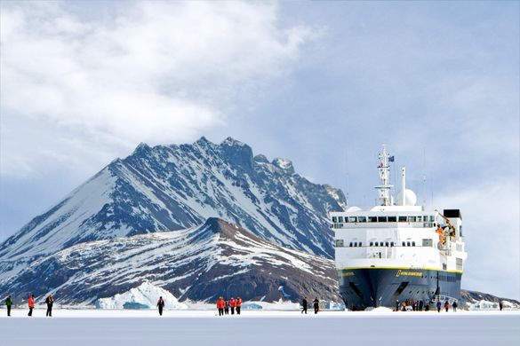 Lindblad Expeditions_National Geographic Explorer_Antarctica