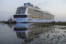 Ovation of the Seas Conveyance