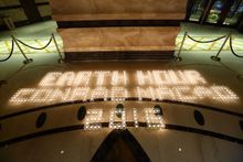 Conrad Macao celebrated Earth Hour 2016 with 411 candles illuminating the hotel foyer澳門康萊德酒店於酒店大堂燃點411支蠟燭，以支持「2016年地球一小時」活動