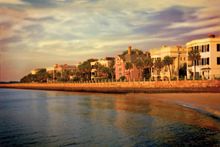 Stately historic homes grace the Charleston battery.