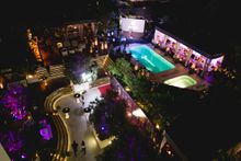 Hotel Shangri-la's famous rooftop bar with panoramic views of the Pacific Ocean