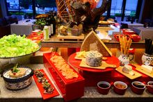 THE STEAK HOUSE winebar + grill Semi-Buffet Weekend Lunch