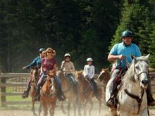 Trail ride, Bar W Guest Ranch, Montana 