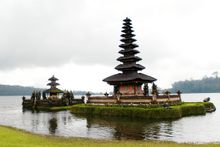 Pura Ulundanu Bali 