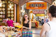 The Taipei Exchange Western influencer explored Taipei city