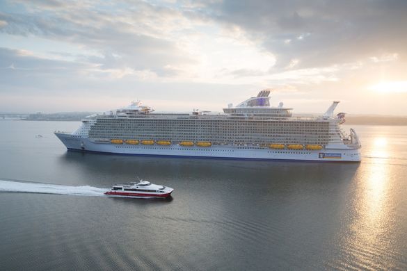 Harmony of the Seas arrives to Southampton