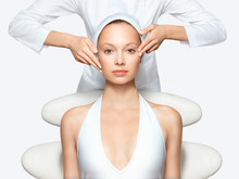 SKEYNDOR facial