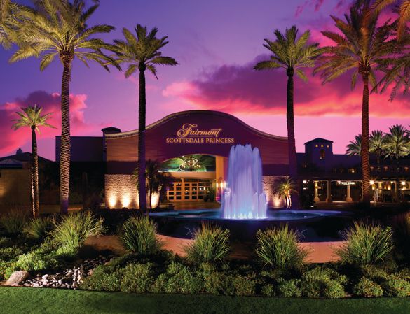 Auch im Fairmont Scottsdale Princess lässt sich im Sommer viel Geld sparen