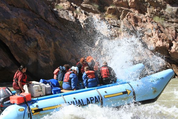 1 Day Whitewater Rafting inside the Grand Canyon