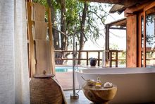 Sanctuary Chief's Camp, Botswana:  Take a Bath with a View