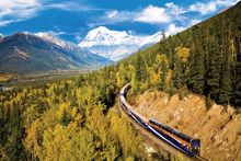 Rocky Mountaineer, Mount Robson, Canada