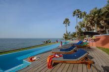 Infinity pool 