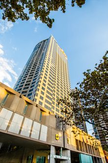Climb 'n' Dine, Shangri-La Hotel, Sydney