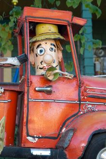 Florence Avenue, in Sebastopol, is a walkable gallery.