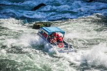 Jet boating in Hells Canyon