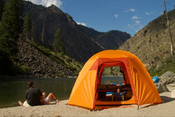 Beachside glamping with Far and Away adventures.