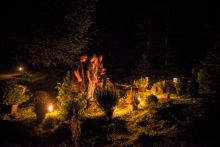 Wanderer bei der Genuss-Wandernacht