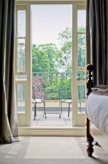 Weddings: Refurbished Dandelion suite