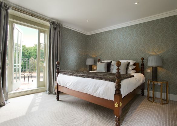Weddings: Refurbished Dandelion suite Weddings: Refurbished Dandelion suite