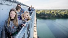 Bridgewalking