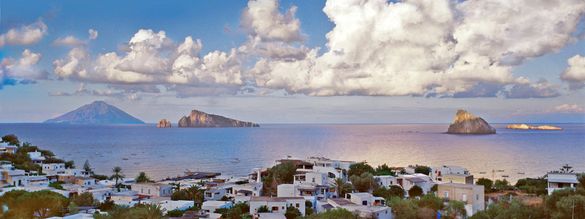 Island Hopping in the Aeolians