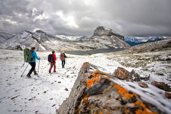 Hiking to Skoki Lodge, Alberta
