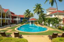Golden Sands Apartments 