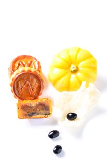 Bird nest, five spice pumpkin & black beam